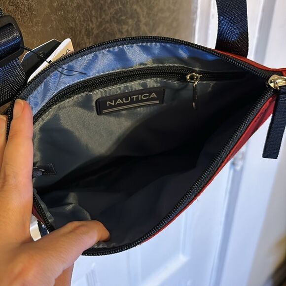NWT Nautica Red and Blue Crossbody Nylon zipper Travel Bag with long strap - Picture 8 of 10